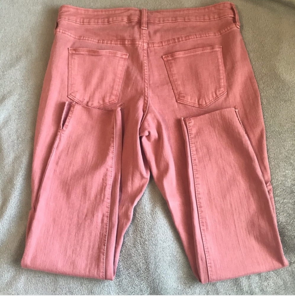 Women's Pink Jeans - Picture 3 of 6